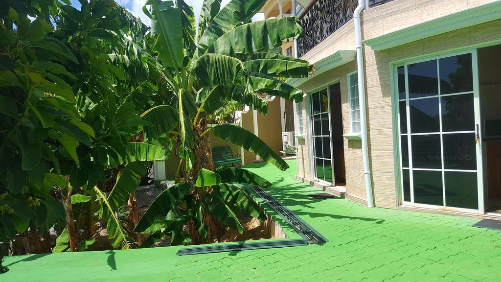 Hibiscus House Seychelles Self Catering Apartment Victoria Exterior foto
