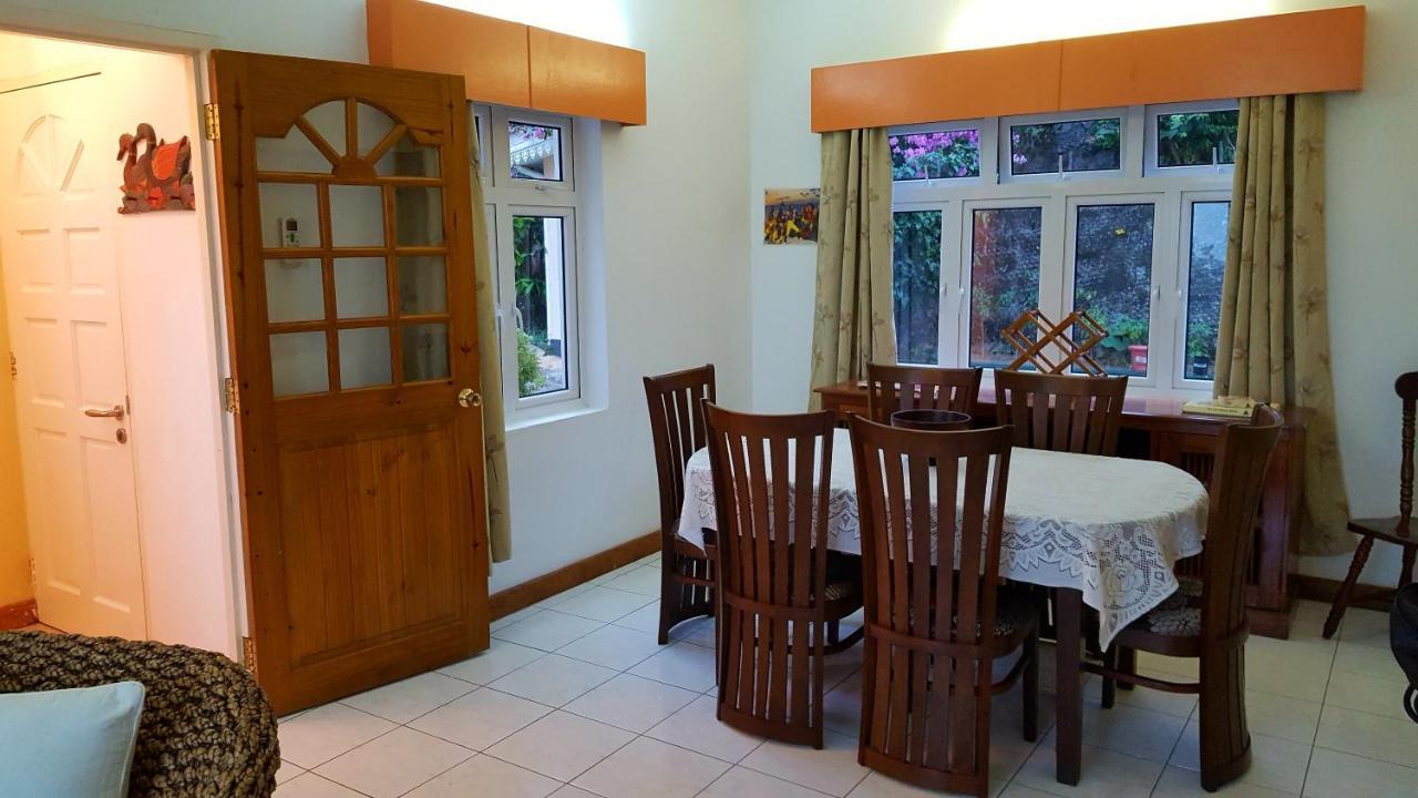 Hibiscus House Seychelles Self Catering Apartment Victoria Exterior foto