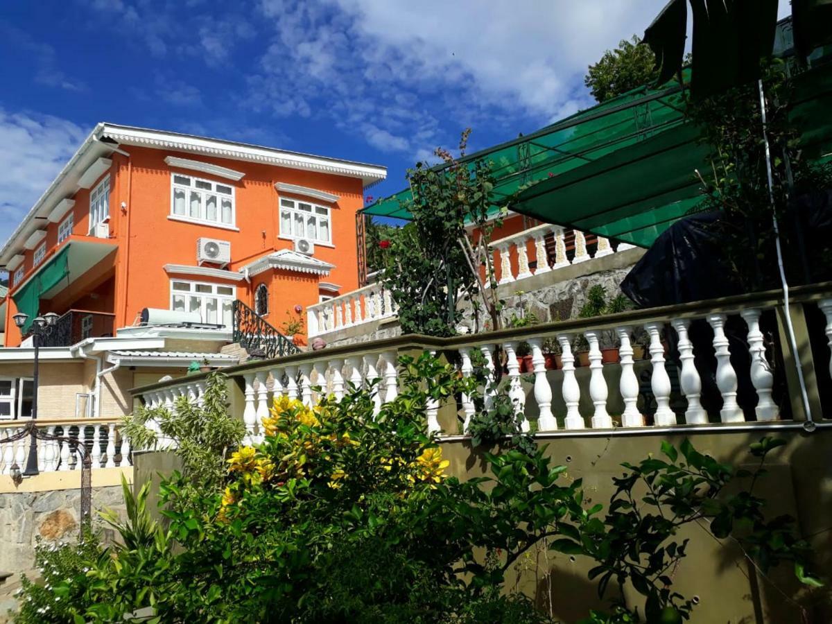 Hibiscus House Seychelles Self Catering Apartment Victoria Exterior foto