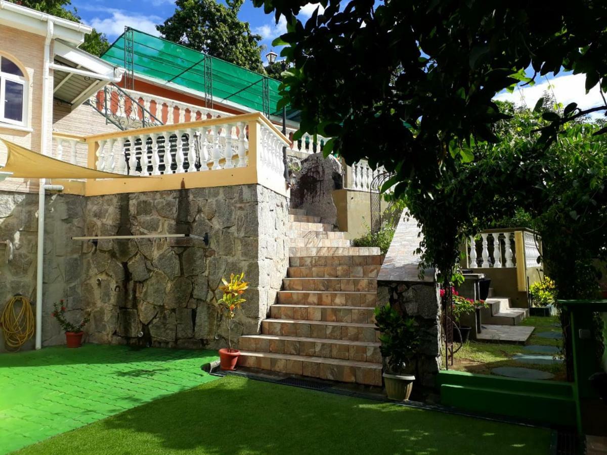 Hibiscus House Seychelles Self Catering Apartment Victoria Exterior foto